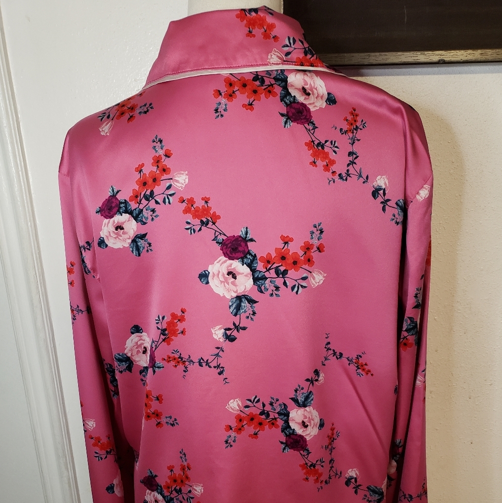 Victoria's Secret Pajama Set View 3